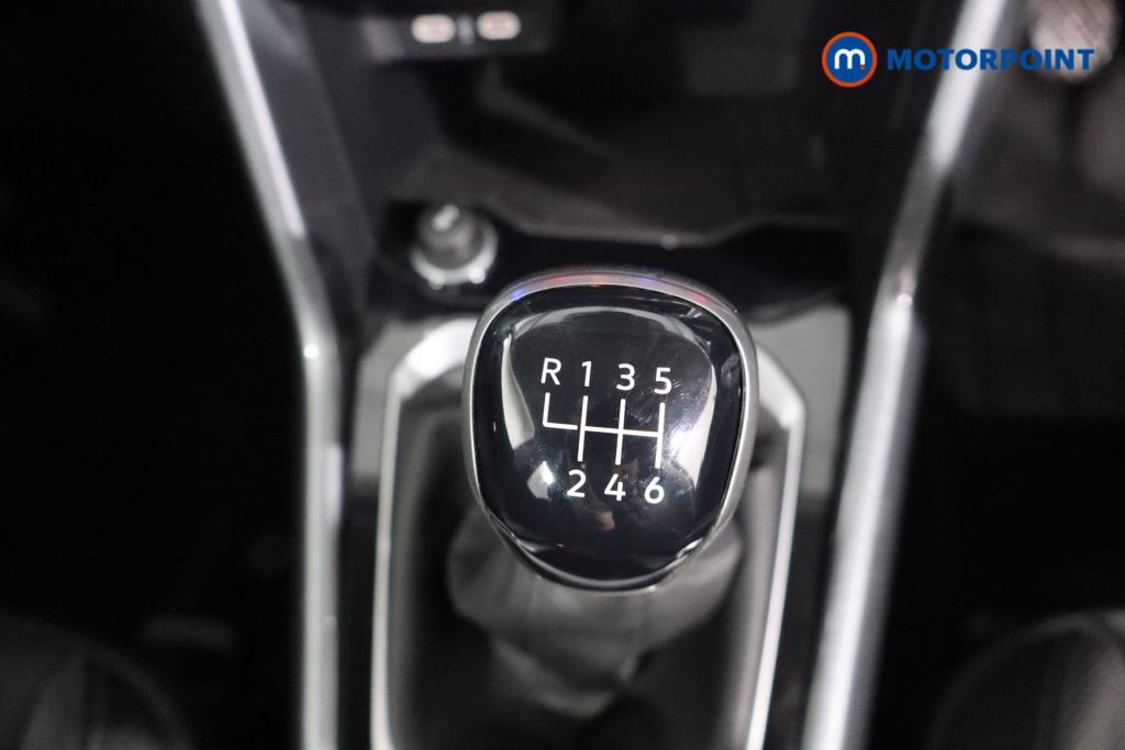 Used Volkswagen T-Roc 2023 for sale - 77000356: Photo 12