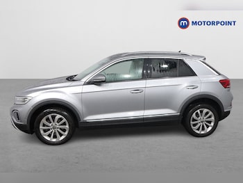 Used Volkswagen T-Roc 2023 for sale - 77000356: Photo