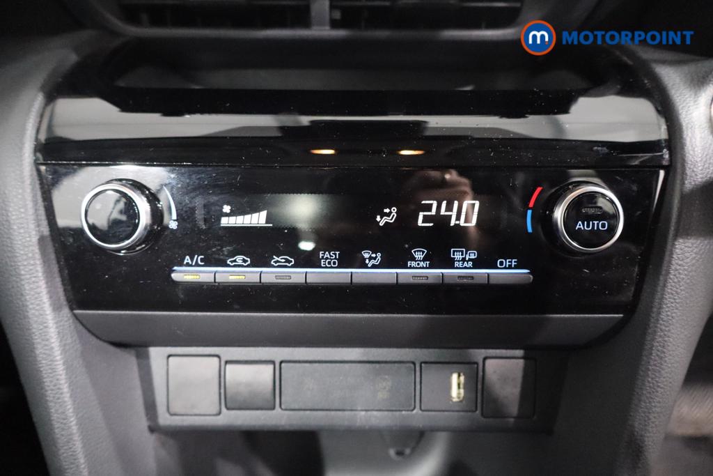 Used Toyota Yaris Cross 2023 for sale - 76278882: Photo 11