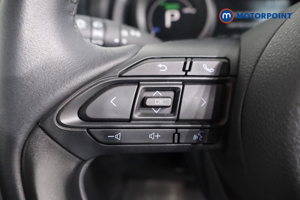 Used Toyota Yaris Cross 2023 for sale - 76278882: Photo 16