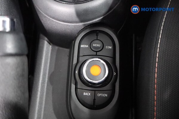 Used MINI Convertible 2019 for sale - 76147076: Photo 13