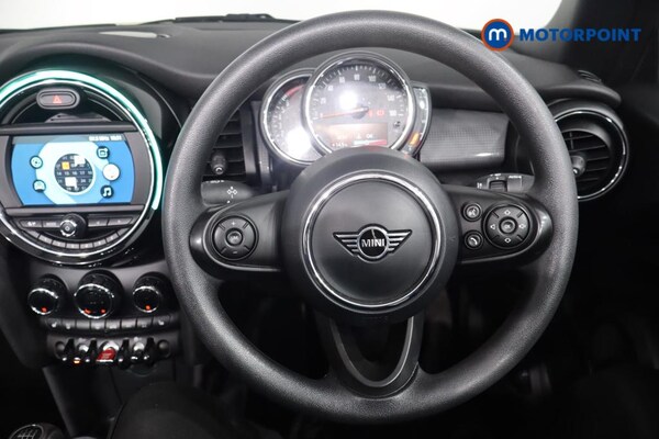 Used MINI Convertible 2019 for sale - 76147076: Photo 15