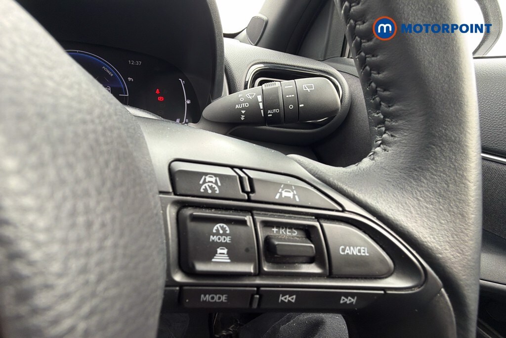 Used Toyota Yaris Cross 2024 for sale - 77996276: Photo 12