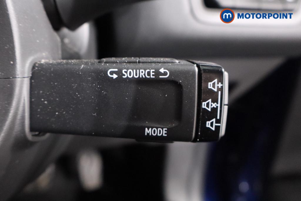 Used Renault Captur 2023 for sale - 77691766: Photo 19