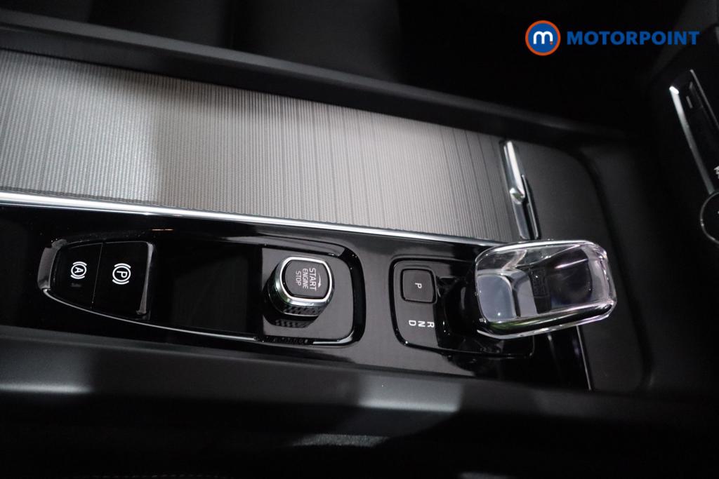 Used Volvo XC60 2023 for sale - 77615626: Photo 11