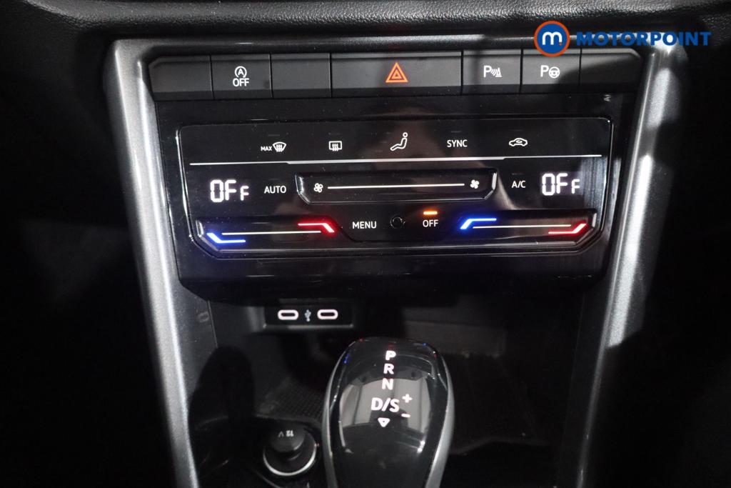 Used Volkswagen T-Roc 2022 for sale - 76279032: Photo 11