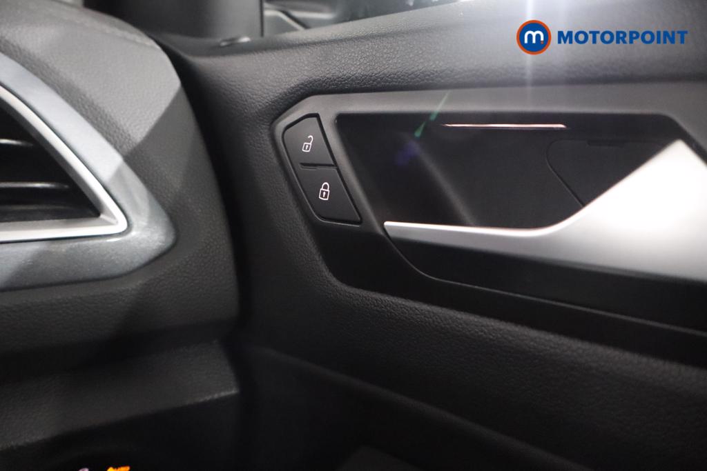 Used Volkswagen T-Roc 2022 for sale - 76279032: Photo 21