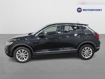 Used Volkswagen T-Roc 2022 for sale - 76279032: Photo