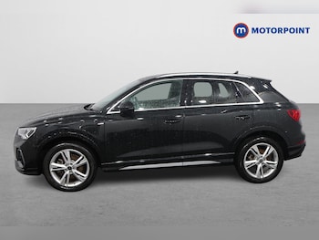 Used Audi Q3 2023 for sale - 76581016: Photo