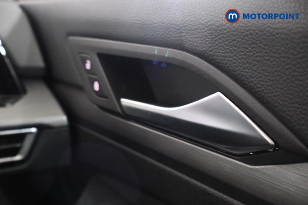 Used Volkswagen Golf 2023 for sale - 76782619: Photo 18