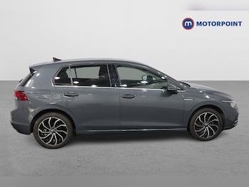 Used Volkswagen Golf 2023 for sale - 76782619: Photo