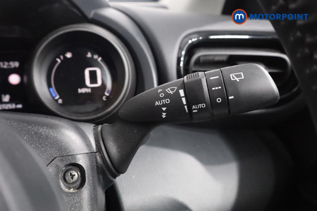 Used Toyota Yaris 2021 for sale - 77226029: Photo 16