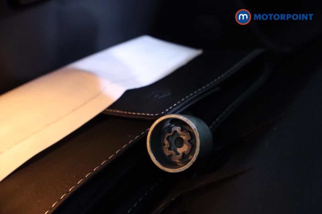 Used Volkswagen T-Roc 2023 for sale - 76895680: Photo 21