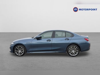 Used BMW 3 Series 2025 for sale - 79560577: Photo