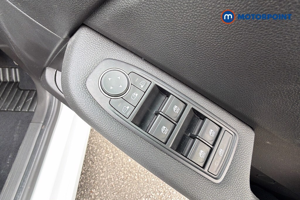 Used Renault Clio 2024 for sale - 77996302: Photo 18