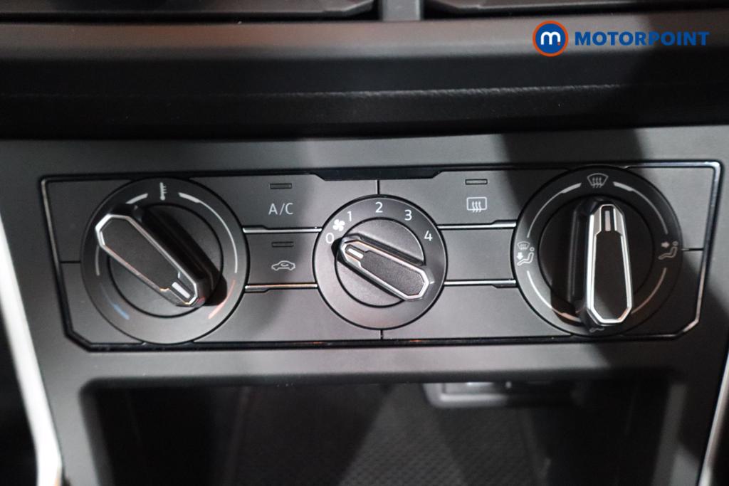 Used Volkswagen Polo 2024 for sale - 77679610: Photo 11