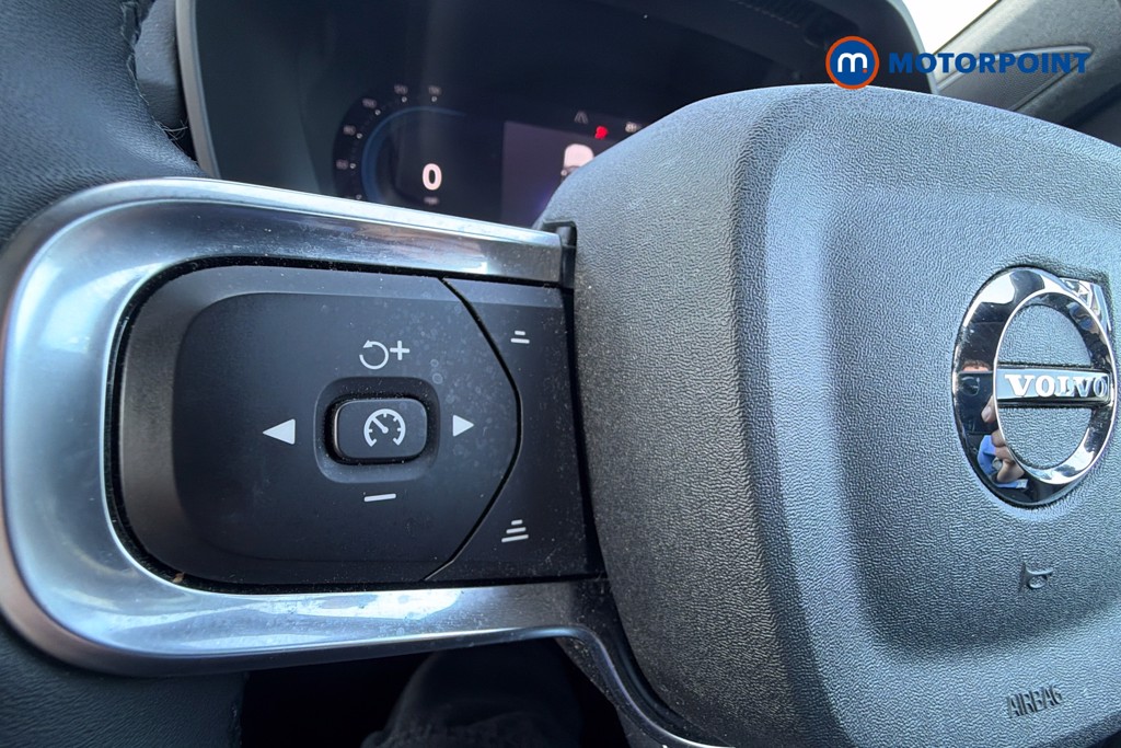 Used Volvo XC40 2023 for sale - 77935345: Photo 11