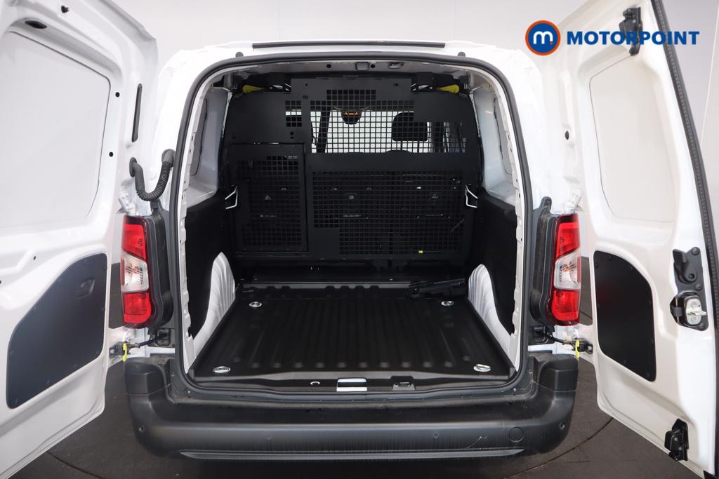 Used Citroen Berlingo 2025 for sale - 76105113: Photo 23