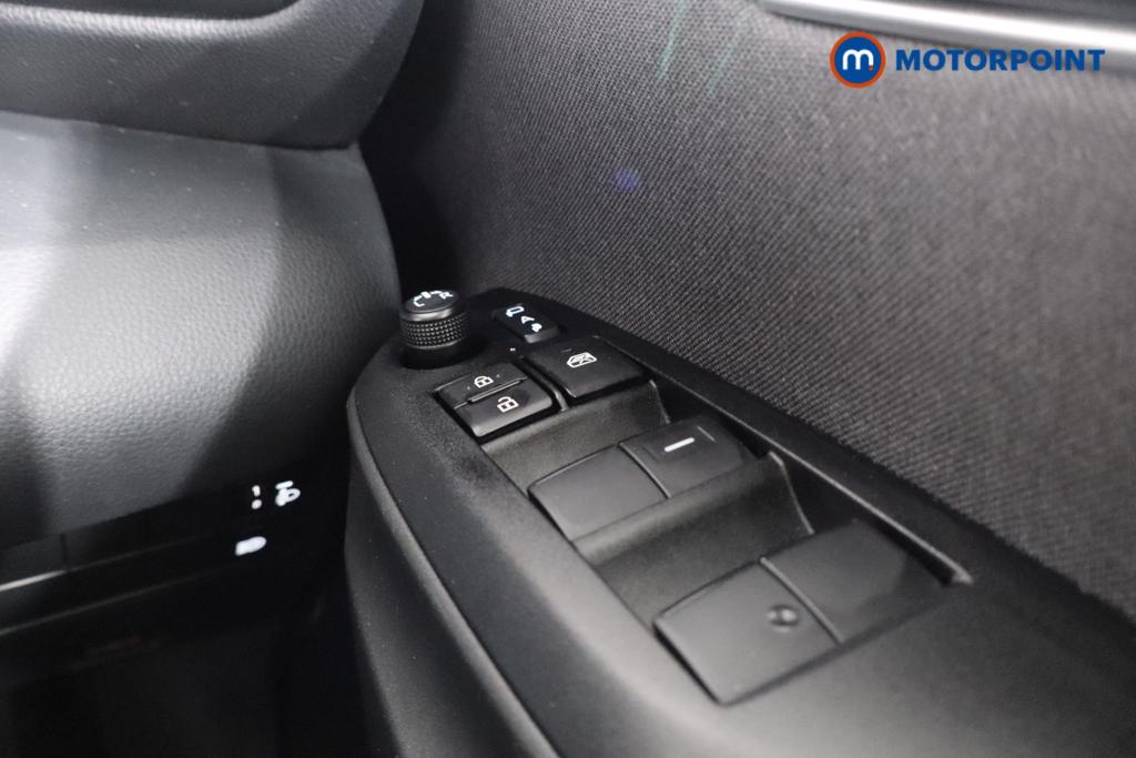 Used Mazda Mazda2 HYBRID 2025 for sale - 77248846: Photo 18