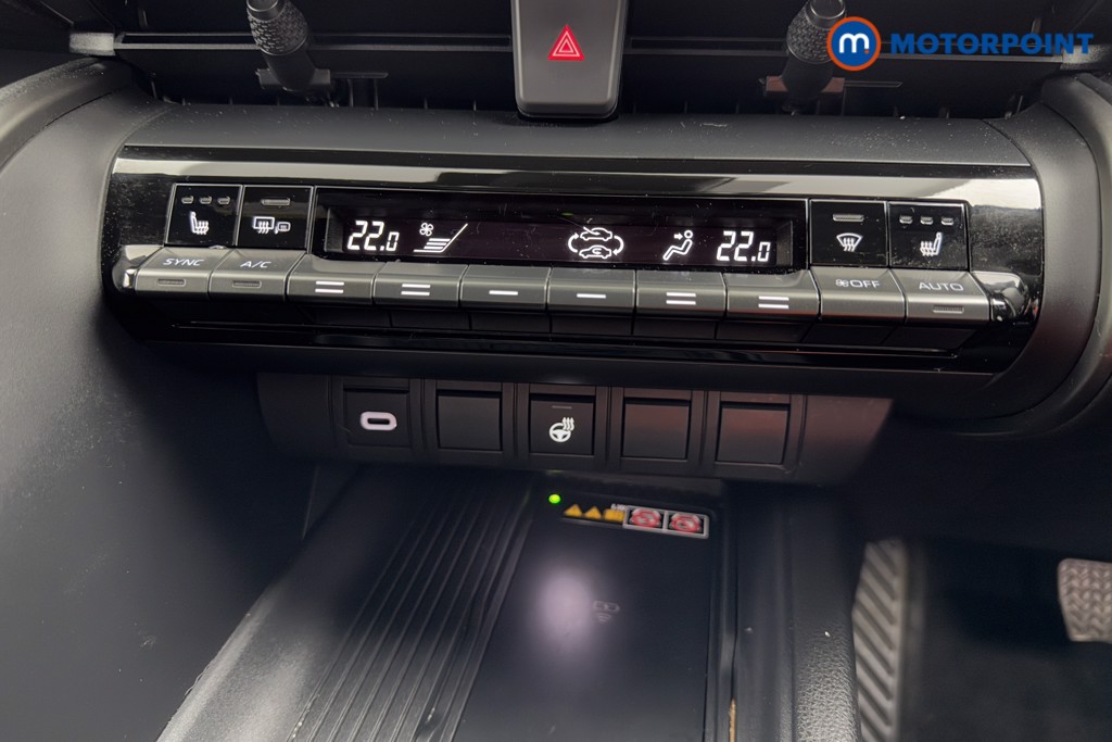 Used Toyota C-HR 2024 for sale - 76603659: Photo 19