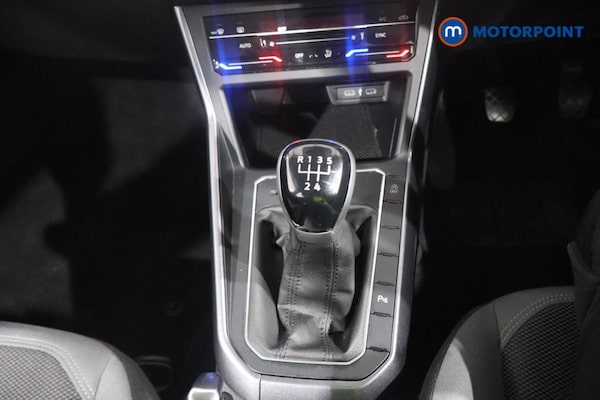 Used Volkswagen Polo 2023 for sale - 76184633: Photo 11