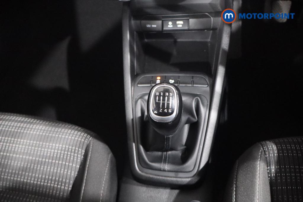 Used Kia Stonic 2019 for sale - 76438532: Photo 11