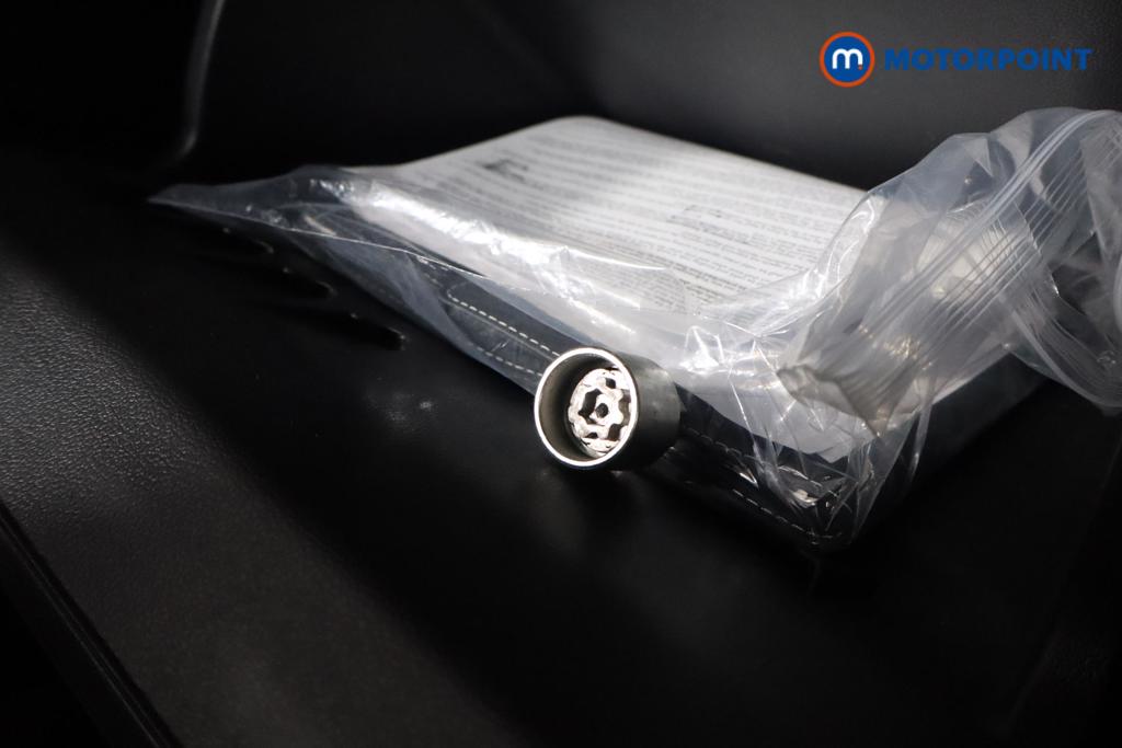 Used Volkswagen Polo 2024 for sale - 76494772: Photo 12