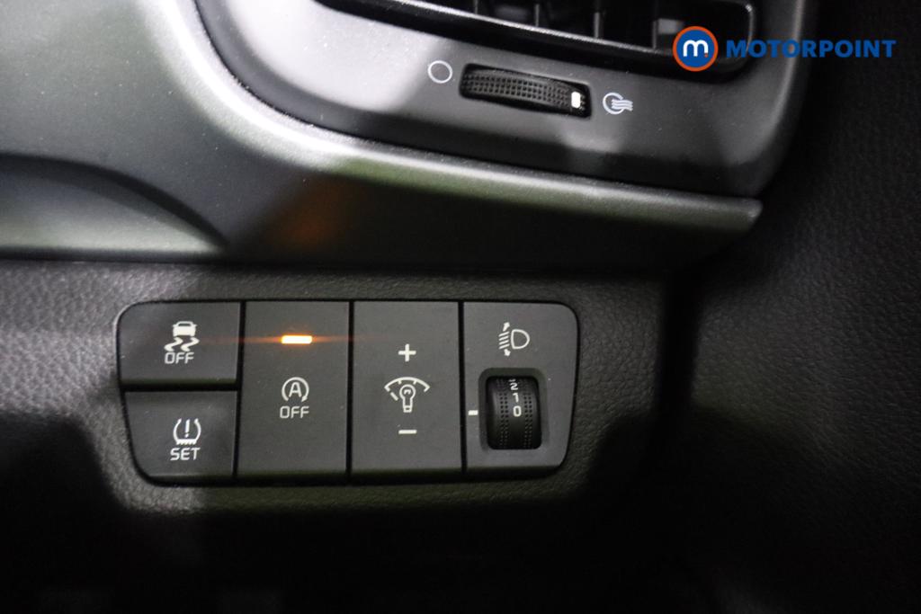 Used Kia Stonic 2021 for sale - 77196133: Photo 18