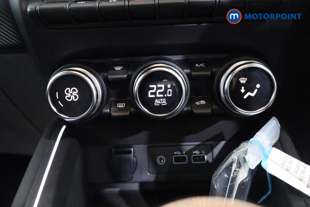 Used Renault Clio 2023 for sale - 77262292: Photo 12