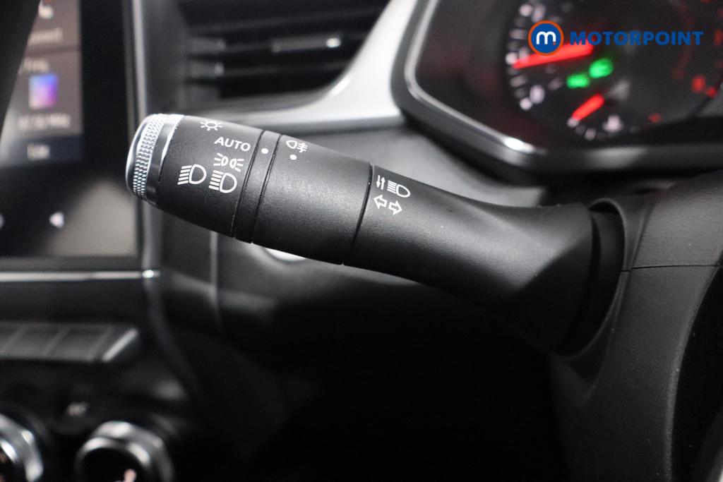 Used Renault Captur 2020 for sale - 76835816: Photo 15