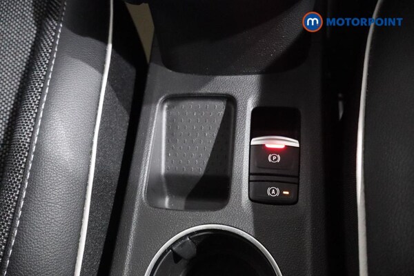 Used Renault Captur 2023 for sale - 76209781: Photo 12