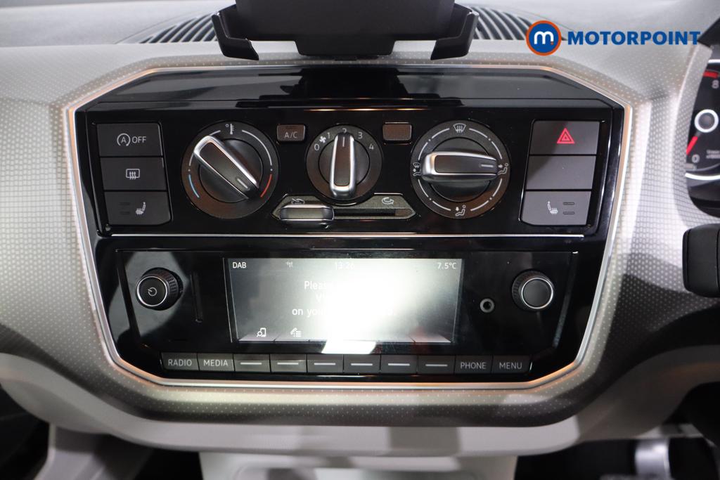 Used Volkswagen up! 2019 for sale - 76697177: Photo 10