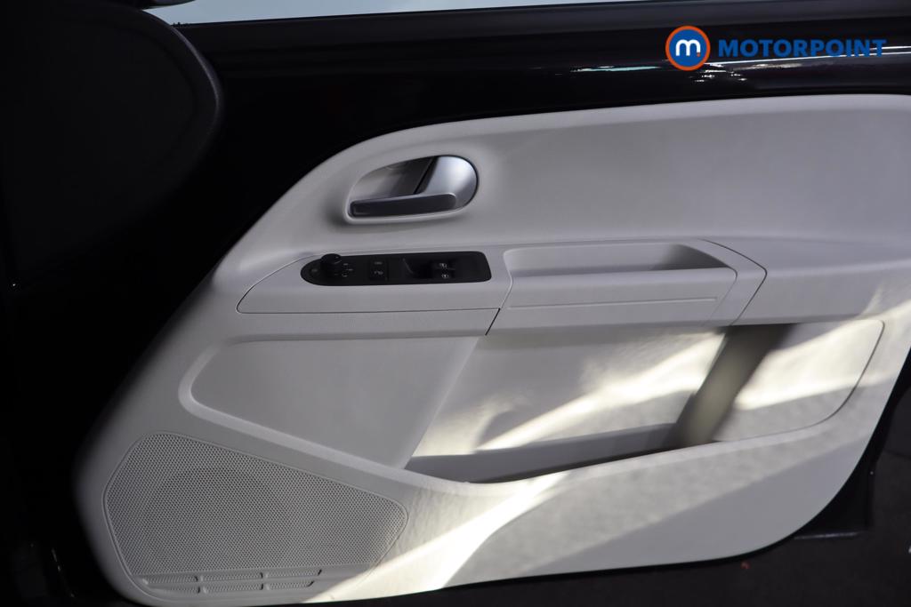 Used Volkswagen up! 2019 for sale - 76697177: Photo 16