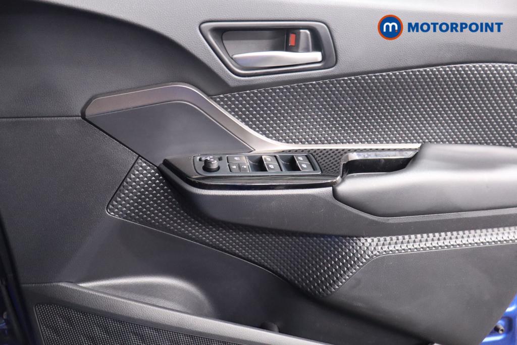 Used Toyota C-HR 2019 for sale - 76638239: Photo 17