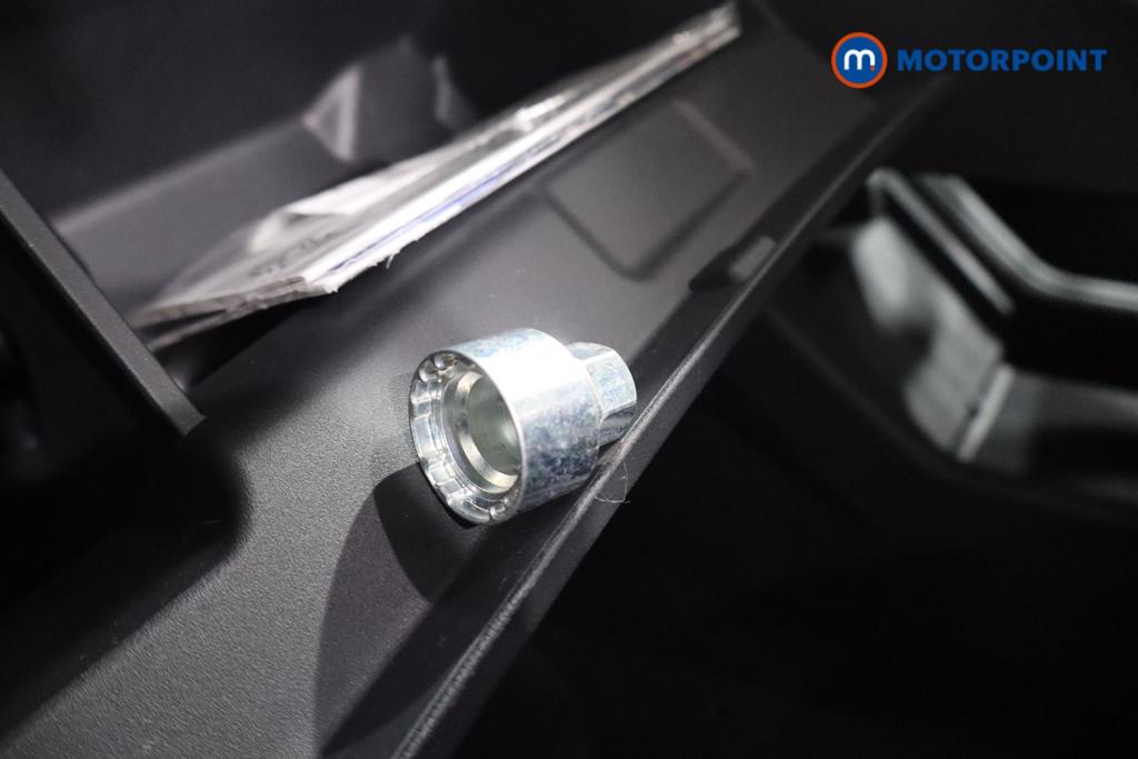 Used Ford Explorer 2025 for sale - 76394709: Photo 20