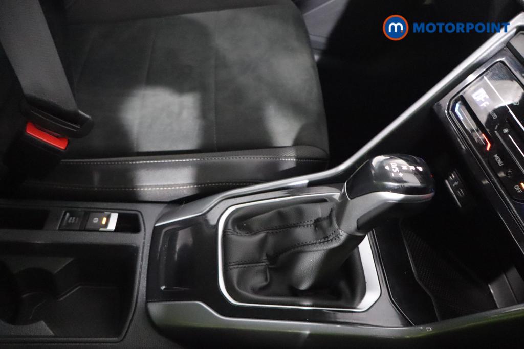 Used Volkswagen T-Roc 2022 for sale - 77196069: Photo 11