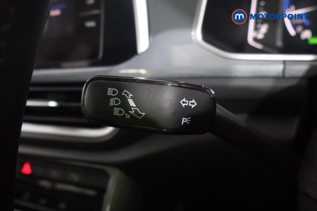 Used Volkswagen T-Roc 2022 for sale - 77196069: Photo 16