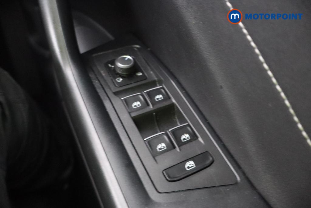 Used Volkswagen T-Roc 2022 for sale - 77196069: Photo 19