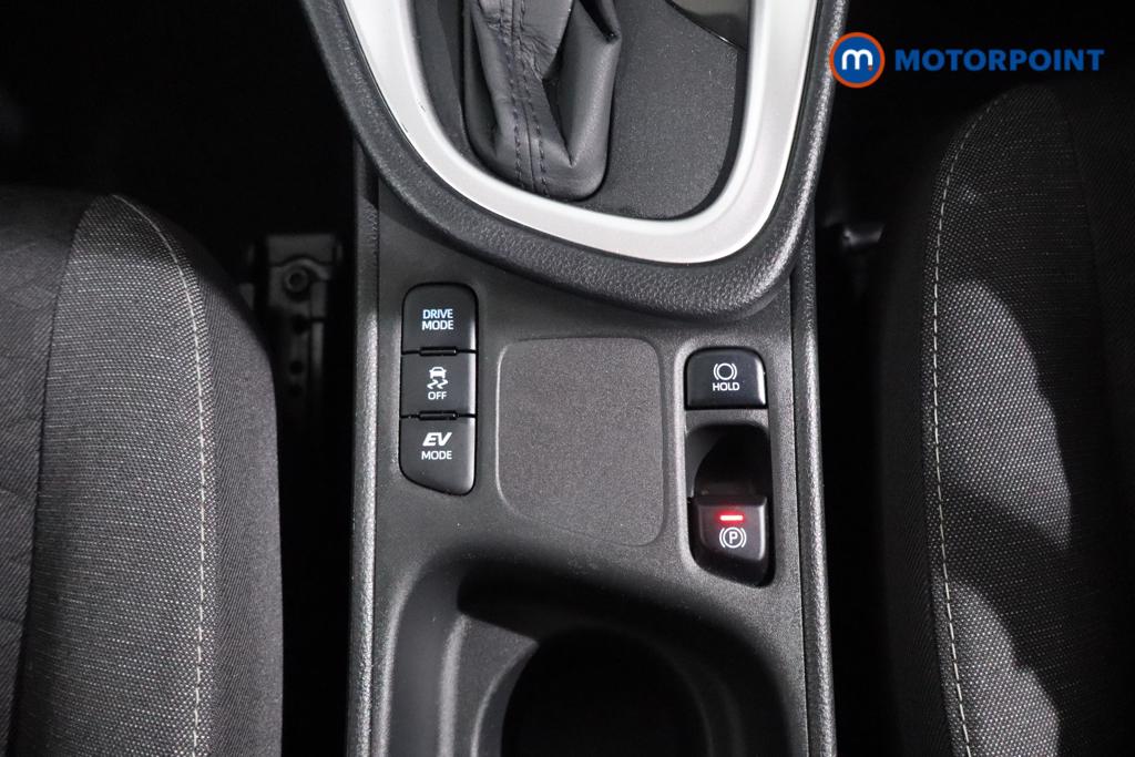 Used Toyota Yaris 2022 for sale - 76985103: Photo 13