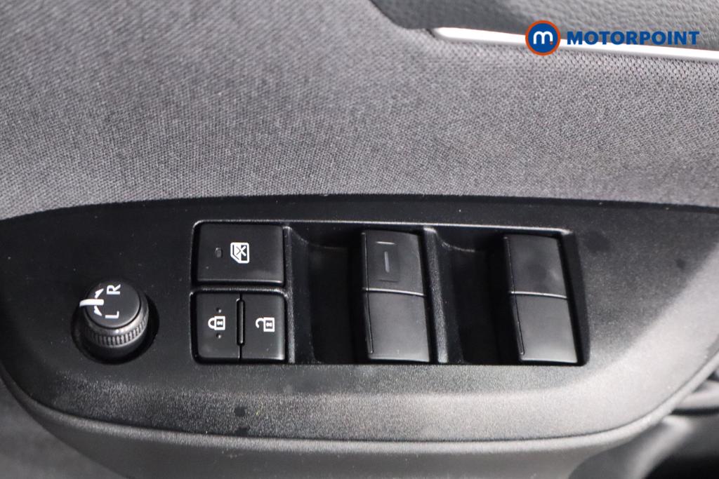 Used Toyota Yaris 2022 for sale - 76985103: Photo 21