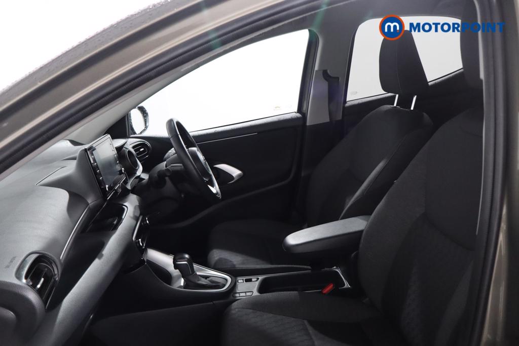 Used Toyota Yaris 2022 for sale - 76985103: Photo 22