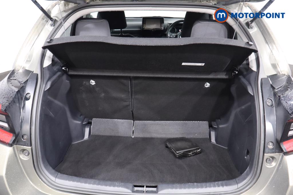 Used Toyota Yaris 2022 for sale - 76985103: Photo 29