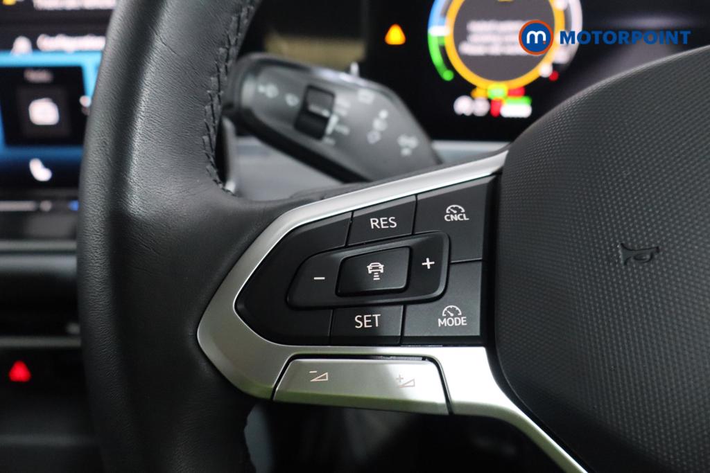 Used Volkswagen Passat 2025 for sale - 77649147: Photo 14