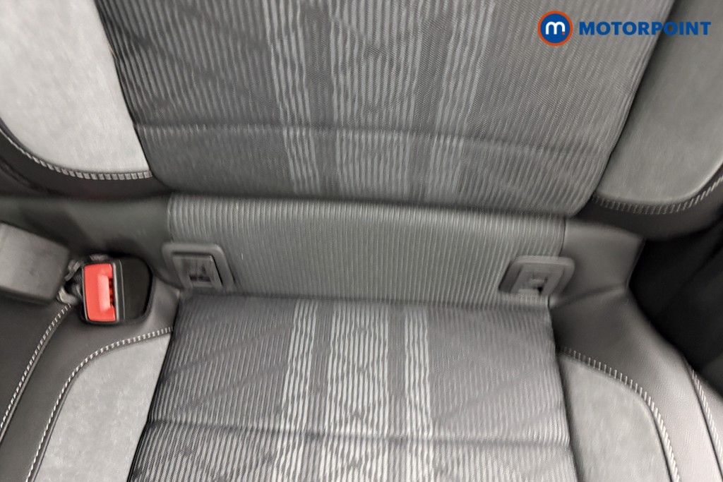 Used Volkswagen T-Roc 2025 for sale - 77975957: Photo 32