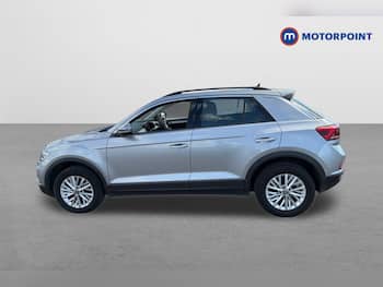 Used Volkswagen T-Roc 2023 for sale - 79700732: Photo