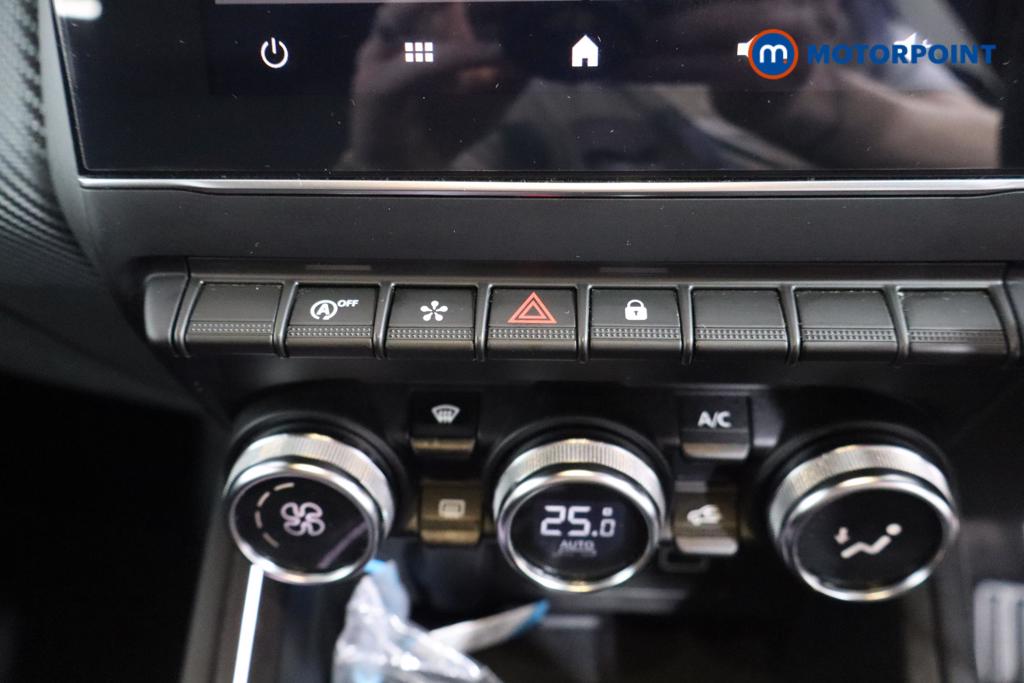 Used Renault Clio 2023 for sale - 77000345: Photo 11