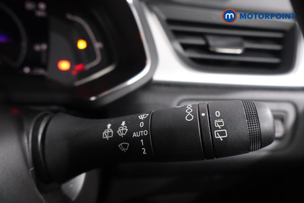 Used Renault Captur 2023 for sale - 77639759: Photo 17