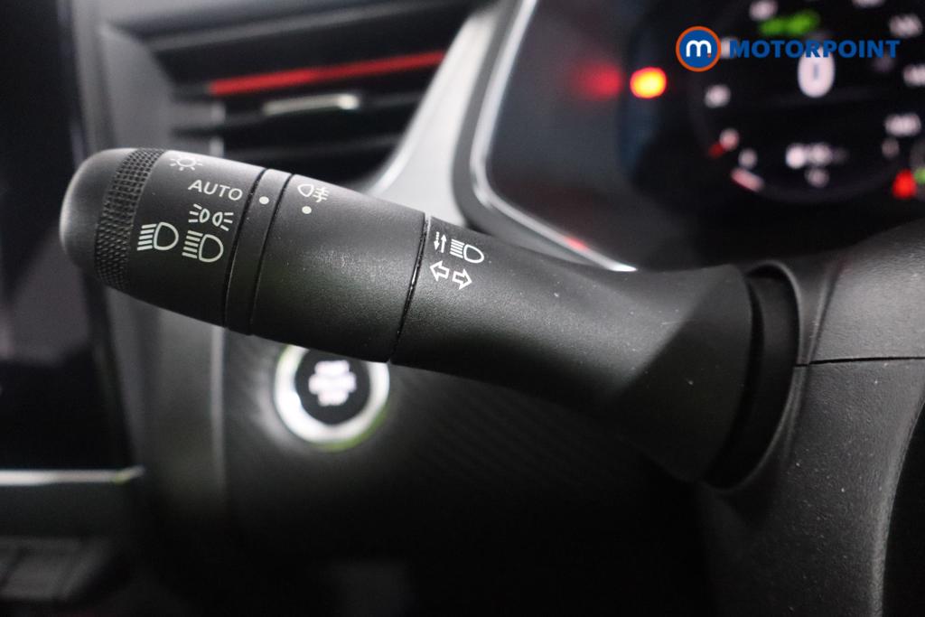 Used Renault Captur for sale - 77180158: Photo 18