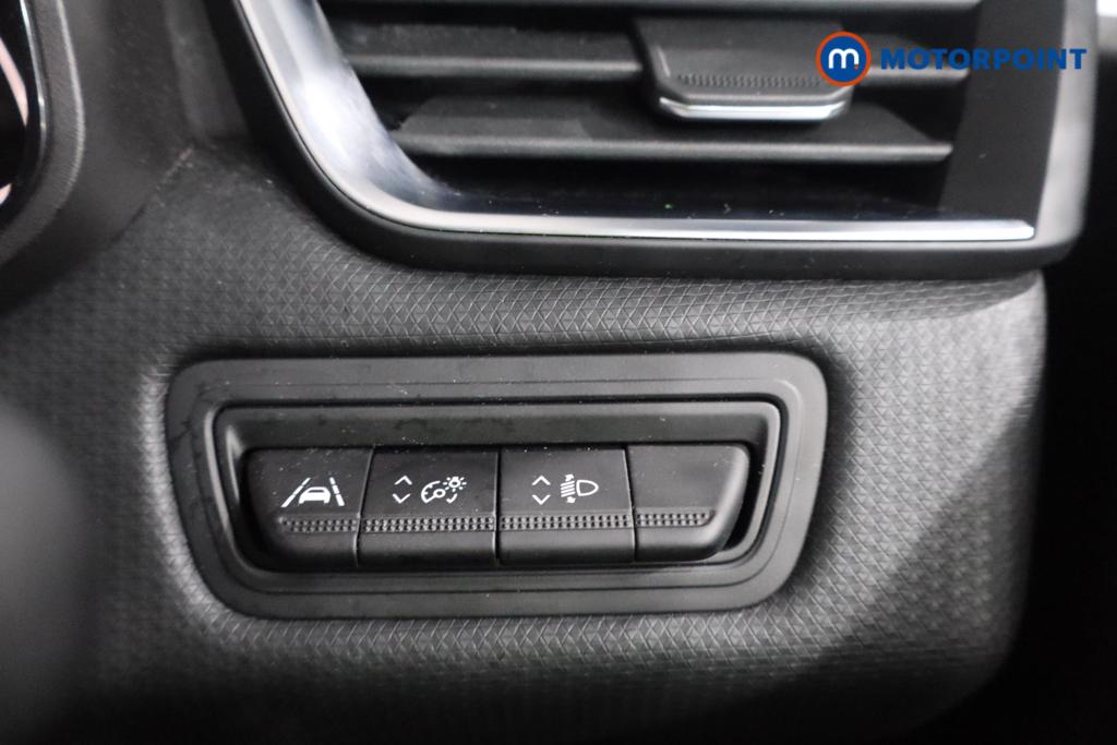 Used Renault Clio 2022 for sale - 76878706: Photo 19