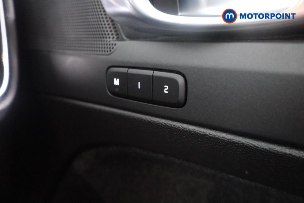 Used Volvo XC40 2021 for sale - 77340422: Photo 25